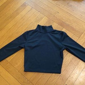Black cropped turtleneck